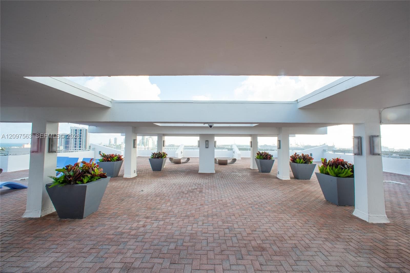 Costa Brava · #1107 in Miami Beach - Photo 20