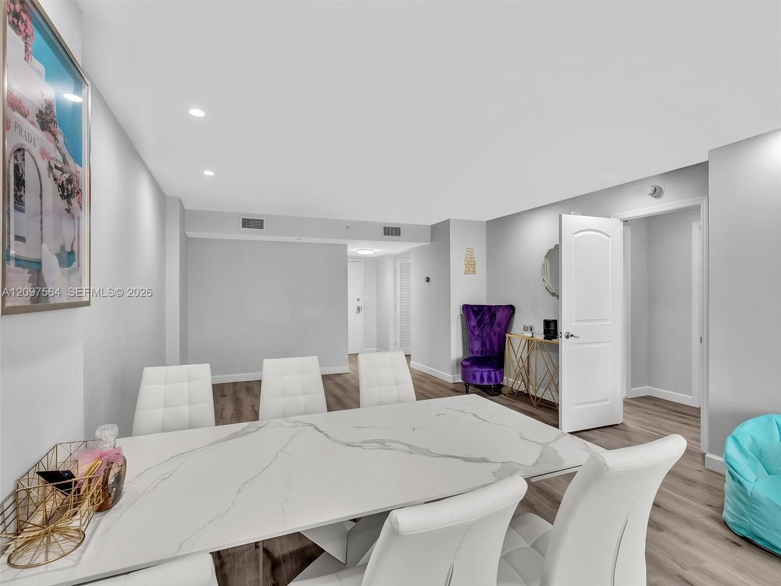 Hallandale Beach resort style condo with restaurant