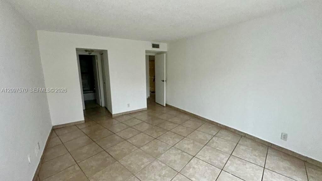 VENETIAN GARDENS AT COUNT · #H205 in Hialeah - Photo 5