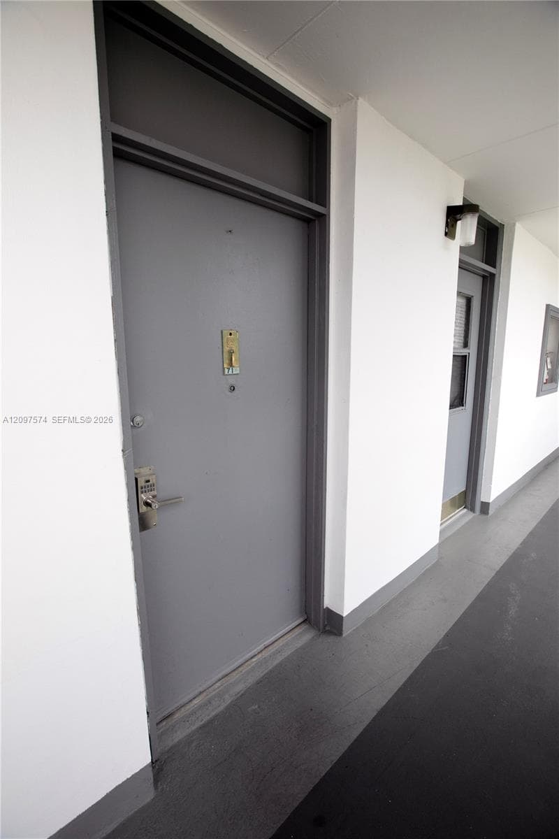 BISCAYA III CONDO · #714 in Aventura - Photo 2