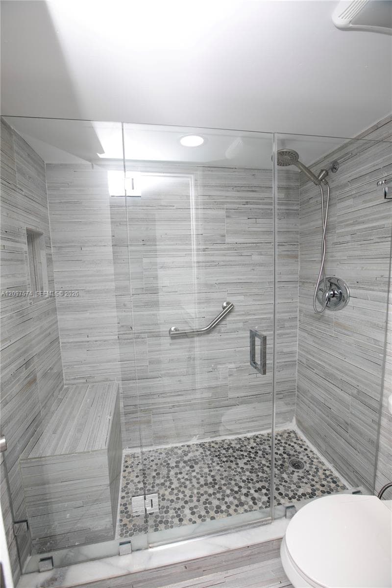 BISCAYA III CONDO · #714 in Aventura - Photo 25