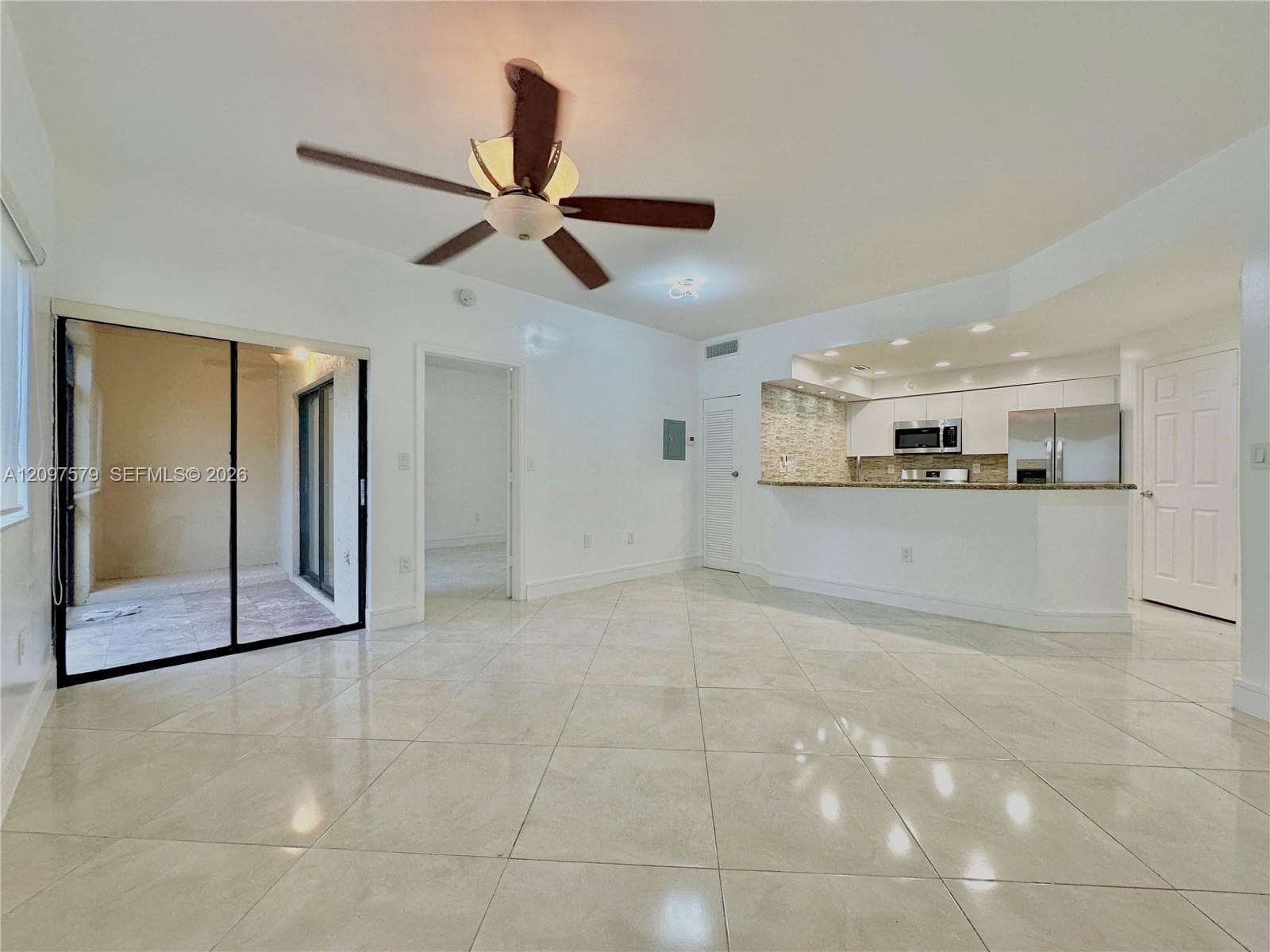 MARINA OAKS CONDO · #1802 in Fort Lauderdale - Photo 7