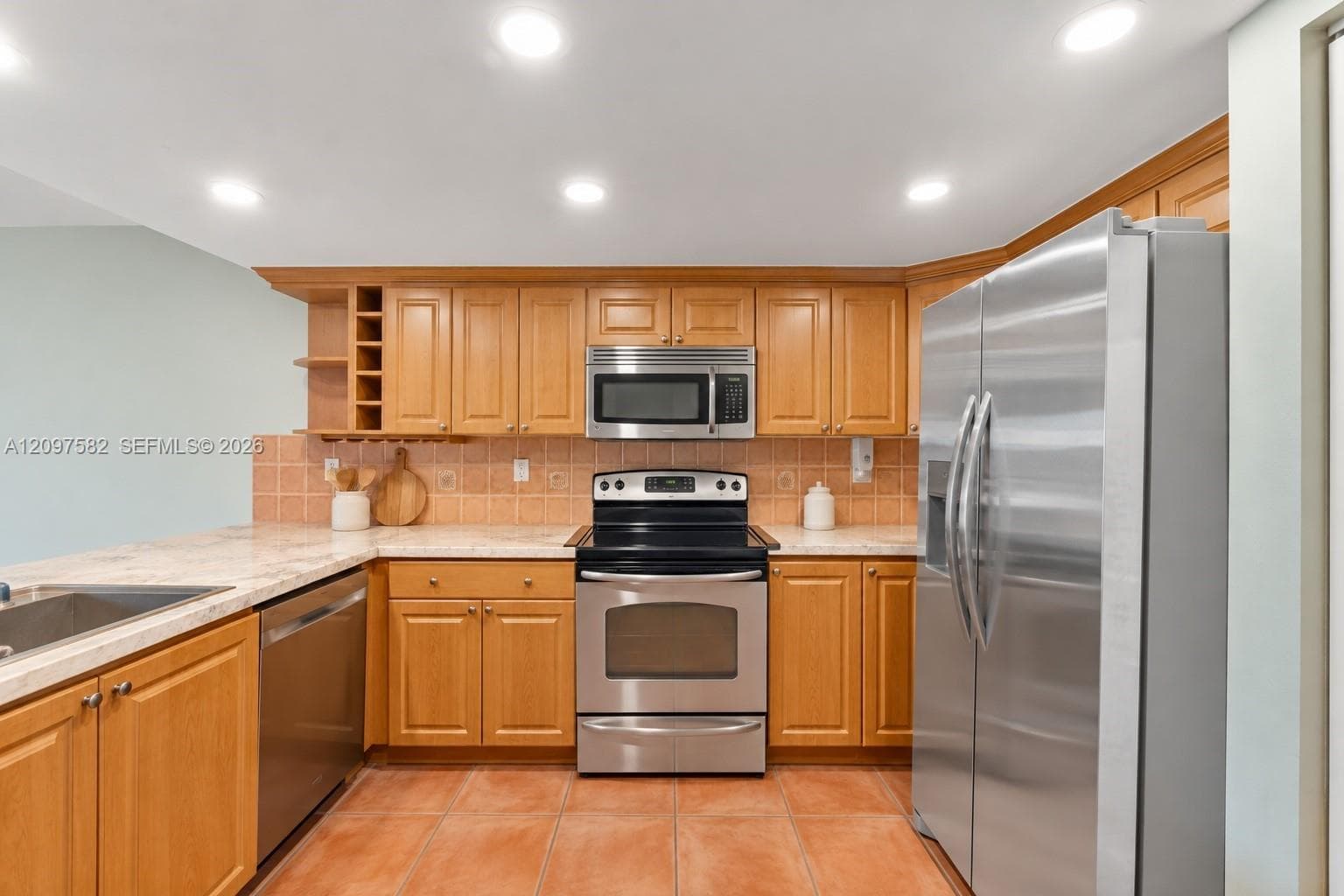THE OAKVIEW CONDO · #407 in Miami - Photo 5