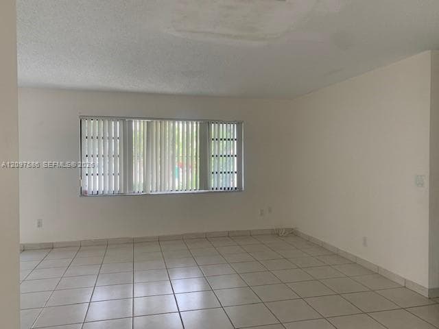11784 SW 16th St photo 2