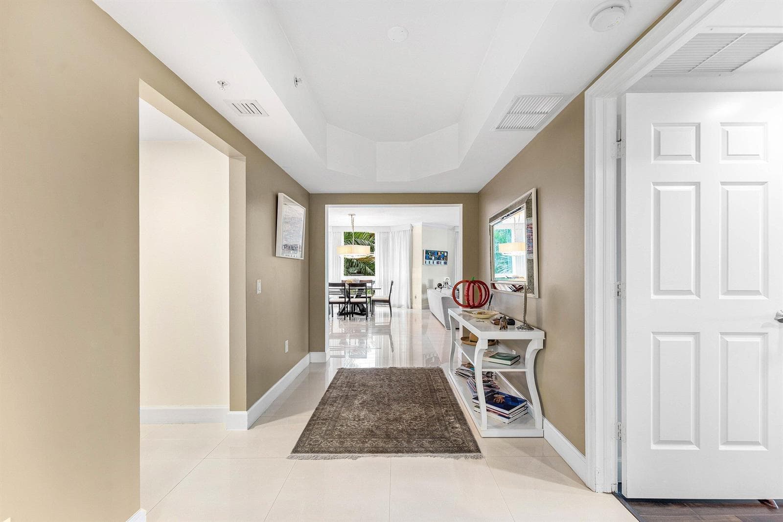 003-411NorthNewRiverDriveEast-FortLauder