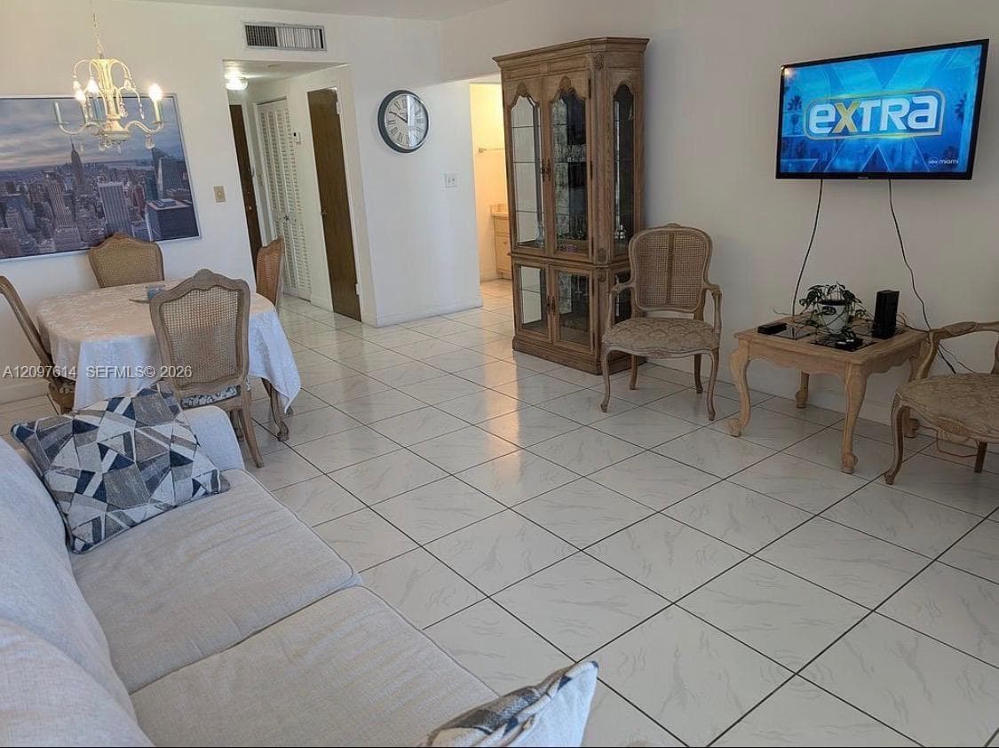 Triton Tower · #1738 in Miami Beach - Photo 8