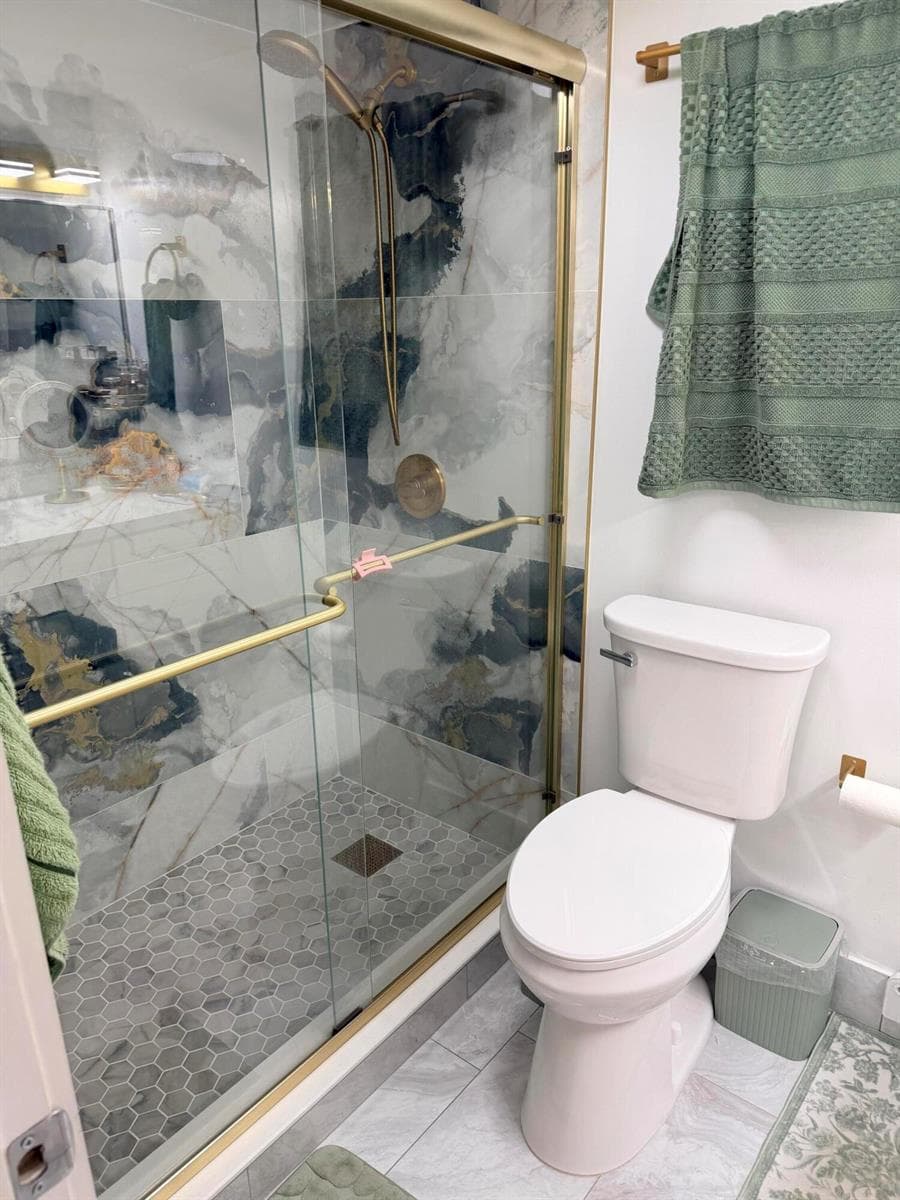 Master shower