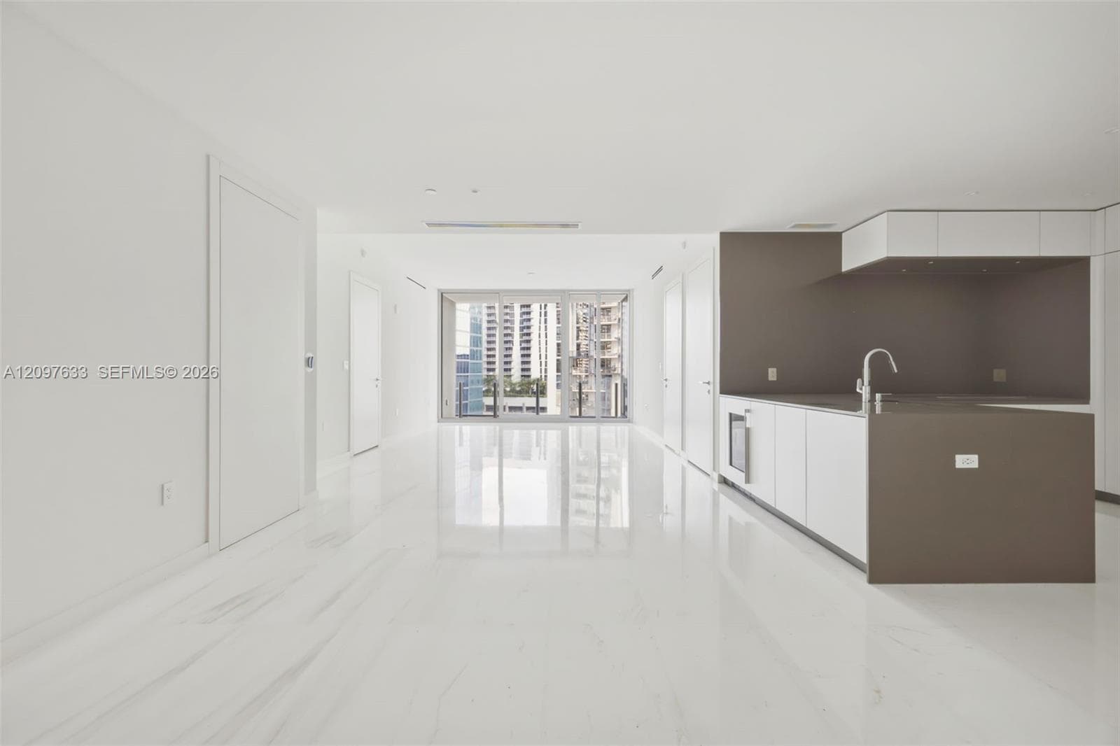 Aston Martin Residences · #1709W in Miami - Photo 3