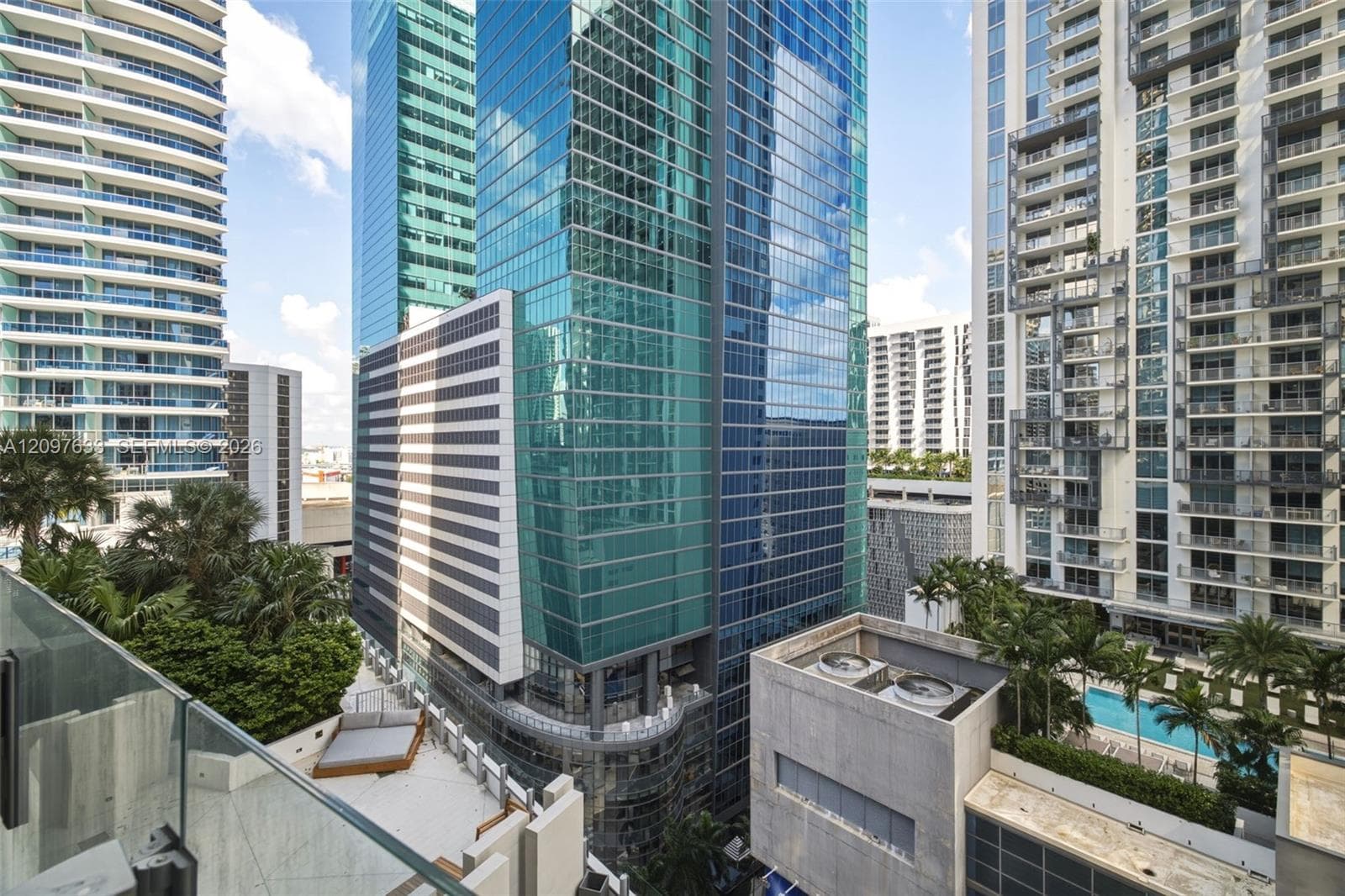 Aston Martin Residences · #1709W in Miami - Photo 4