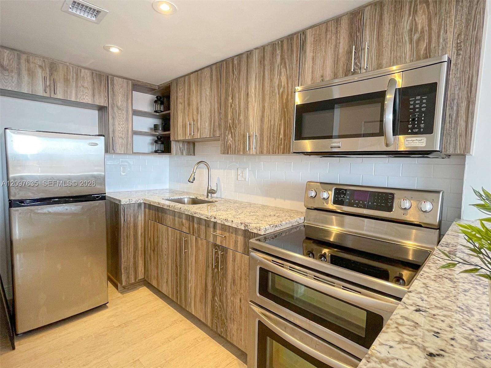 THREE HORIZONS NORTH COND · #PH3 in North Miami - Photo 5