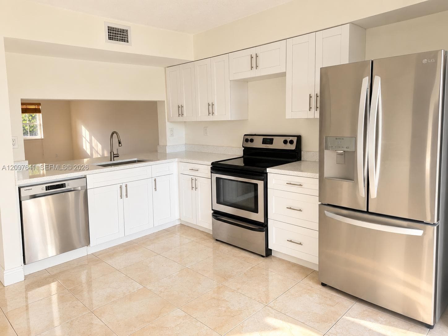 WATERVIEW CONDO · #13-207 in Miami - Photo 7