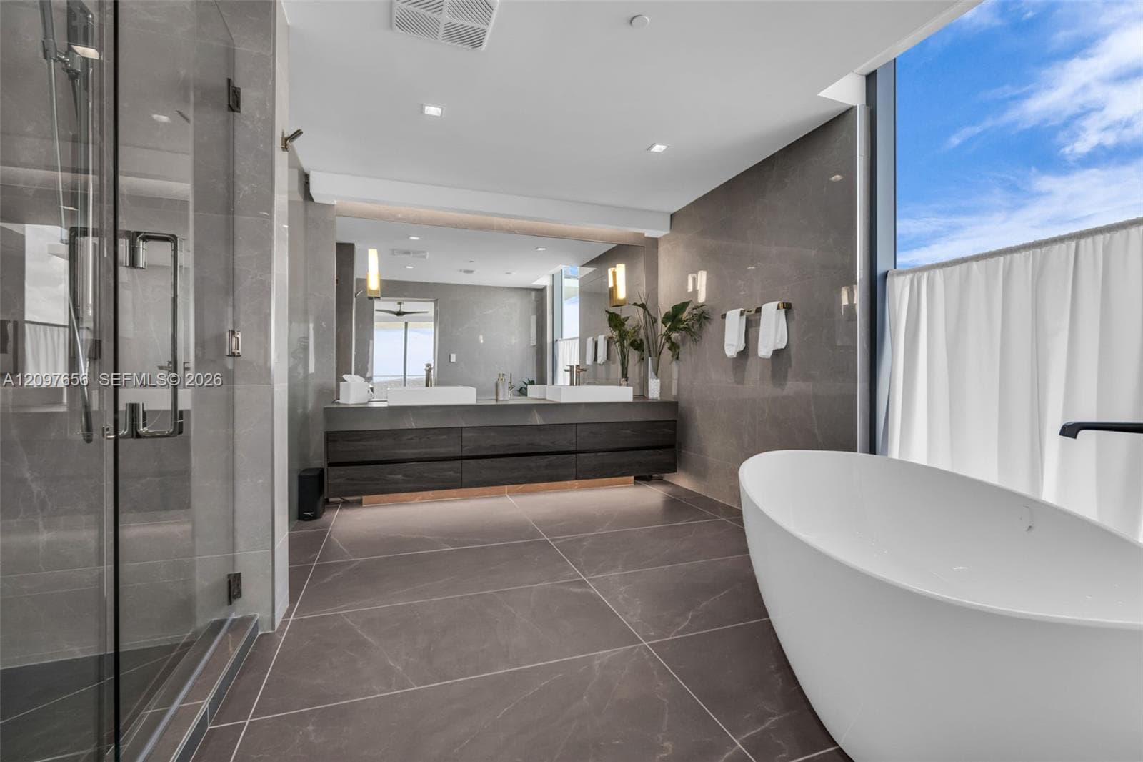 Solemar Pompano Beach · #906 in Pompano Beach - Photo 62