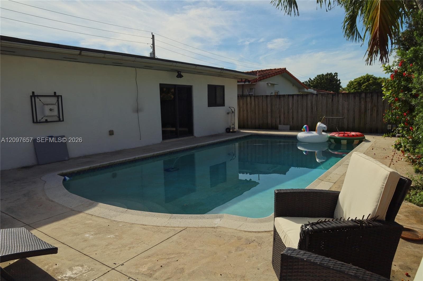 2730 SW 76th Ave photo 13