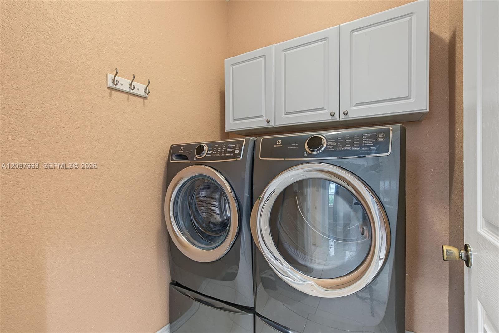 10908 SW 236th Ter photo 27