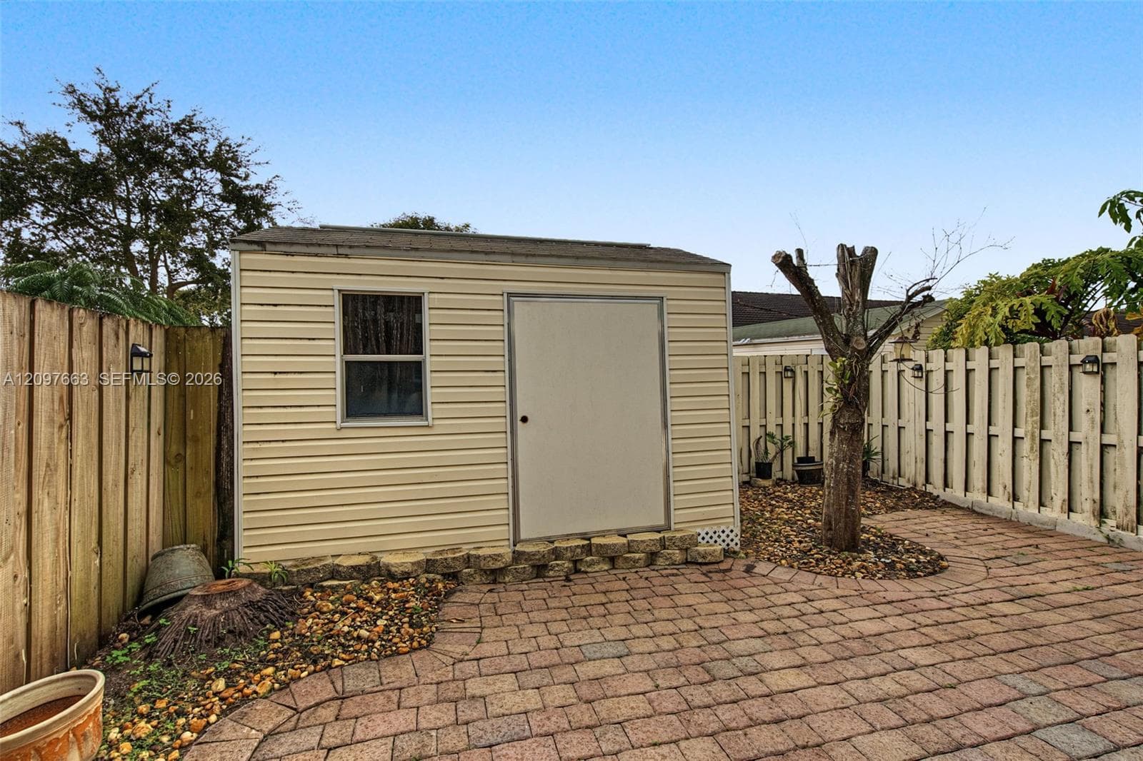 10908 SW 236th Ter photo 4