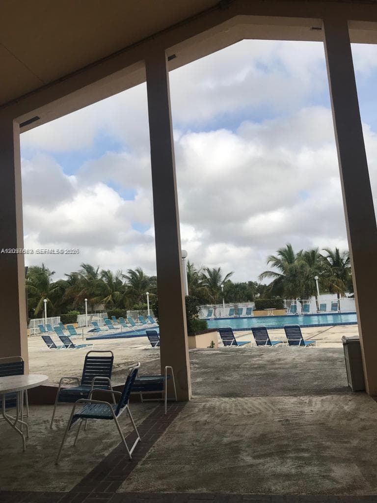 PROMENADE AT KENDALE LAKES · #211K in Miami - Photo 3