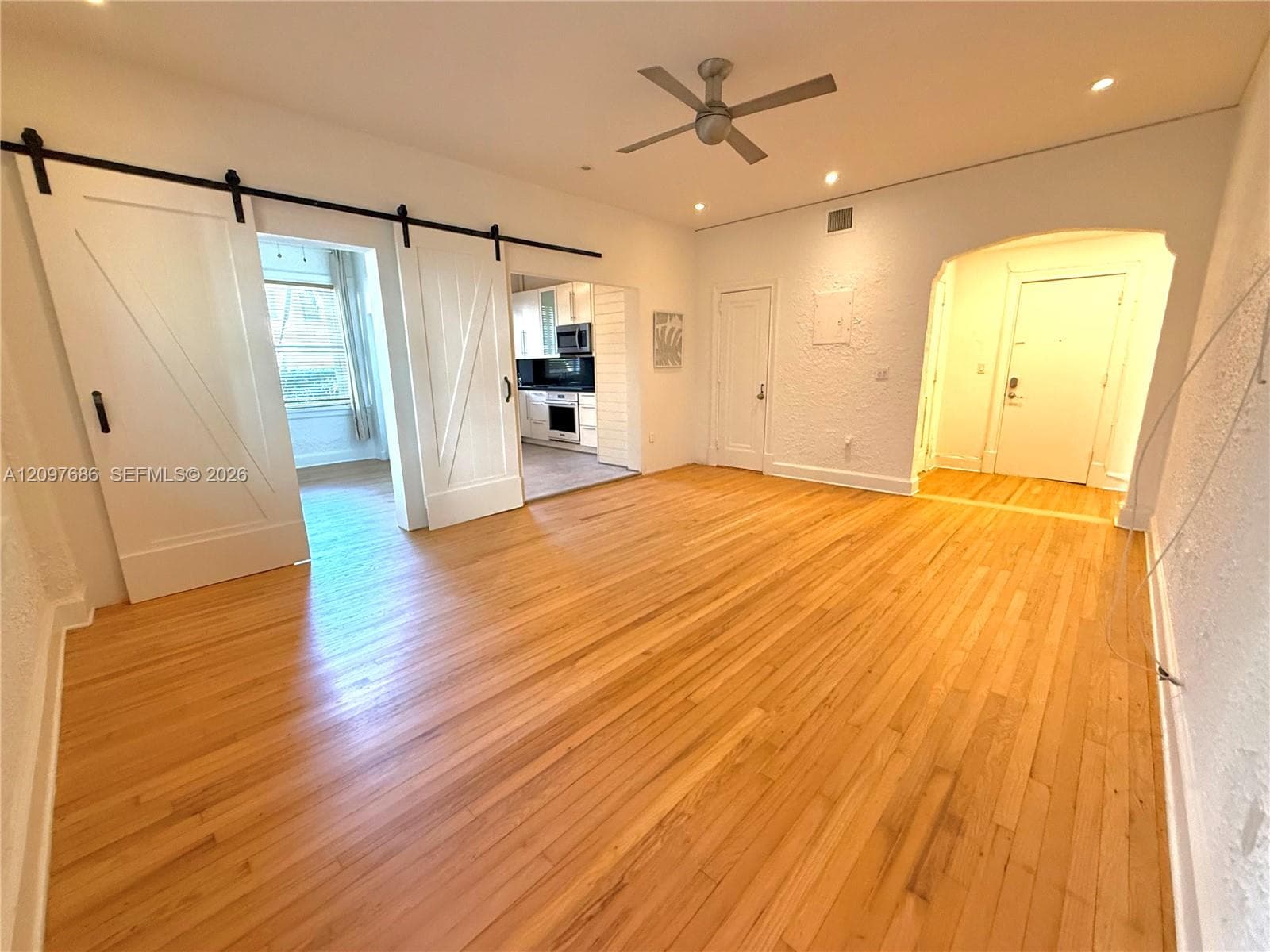 THE ESPLANADE BEACH CONDO · #108 in Miami Beach - Photo 2