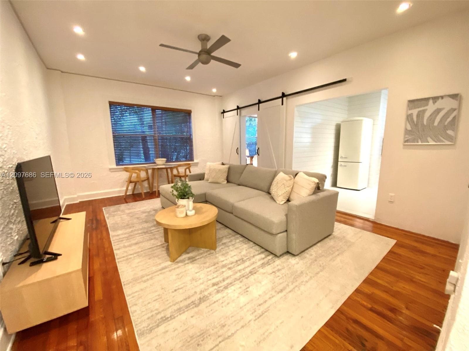 THE ESPLANADE BEACH CONDO · #108 in Miami Beach - Photo 13