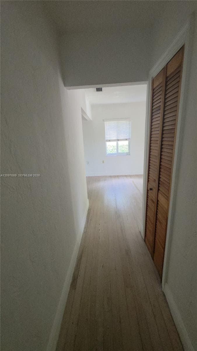 702 Boabadilla St photo 15