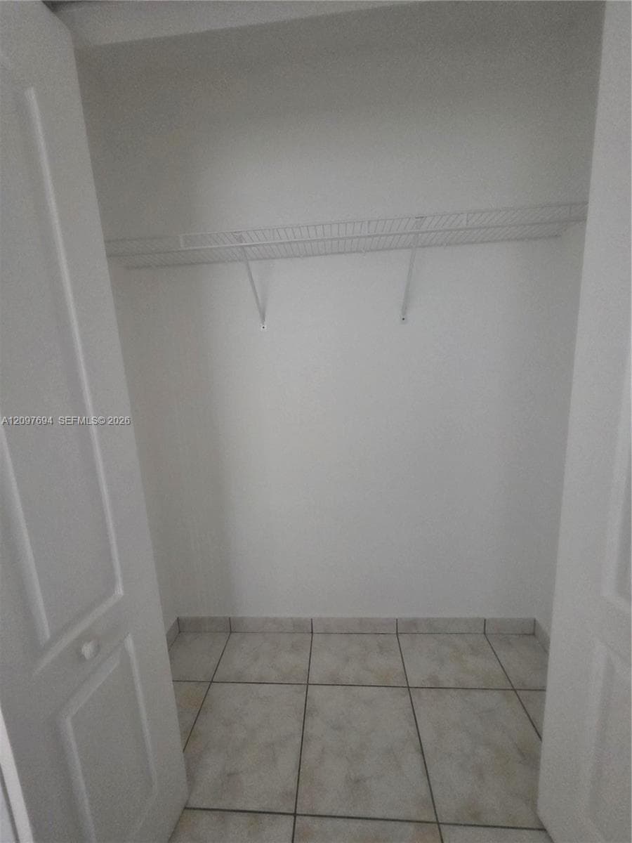2505 W 76th St #103 photo 16