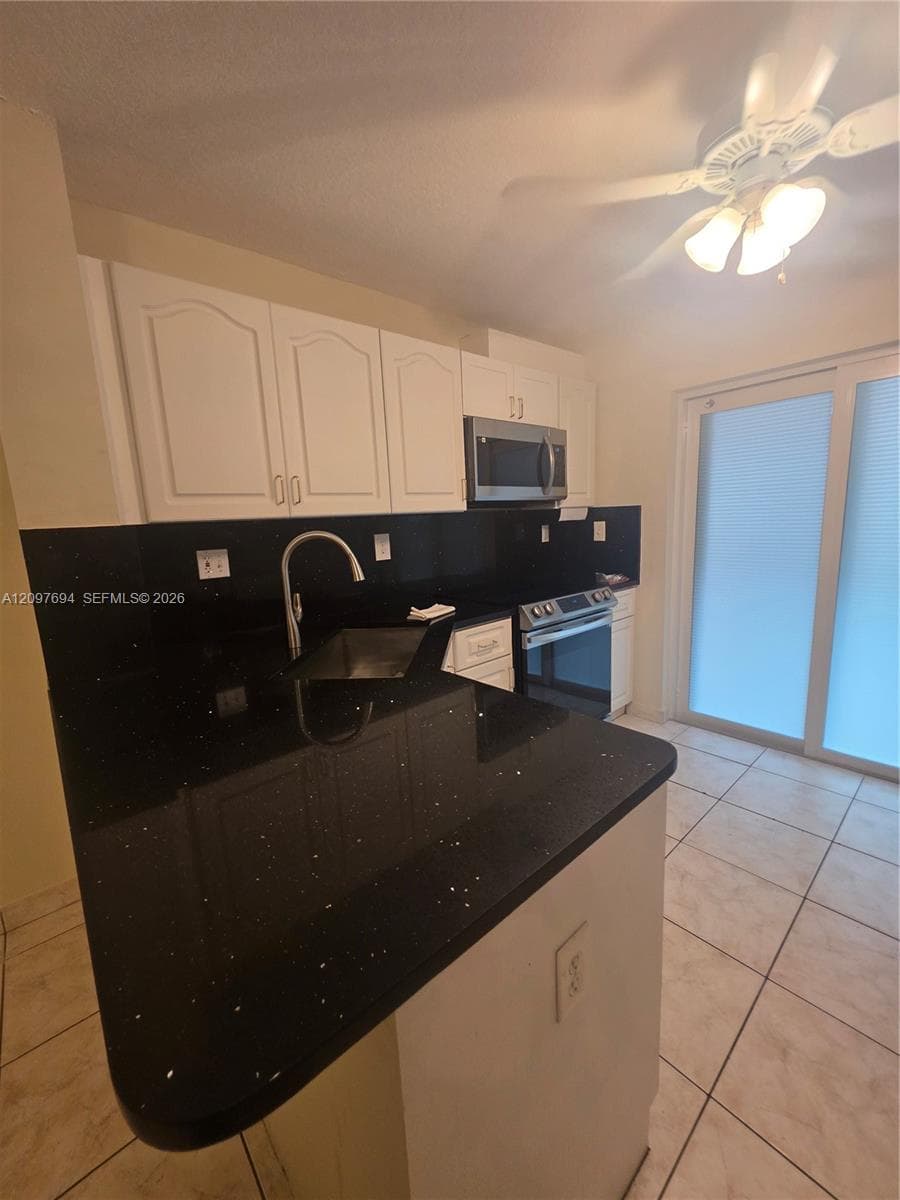 2505 W 76th St #103 photo 26