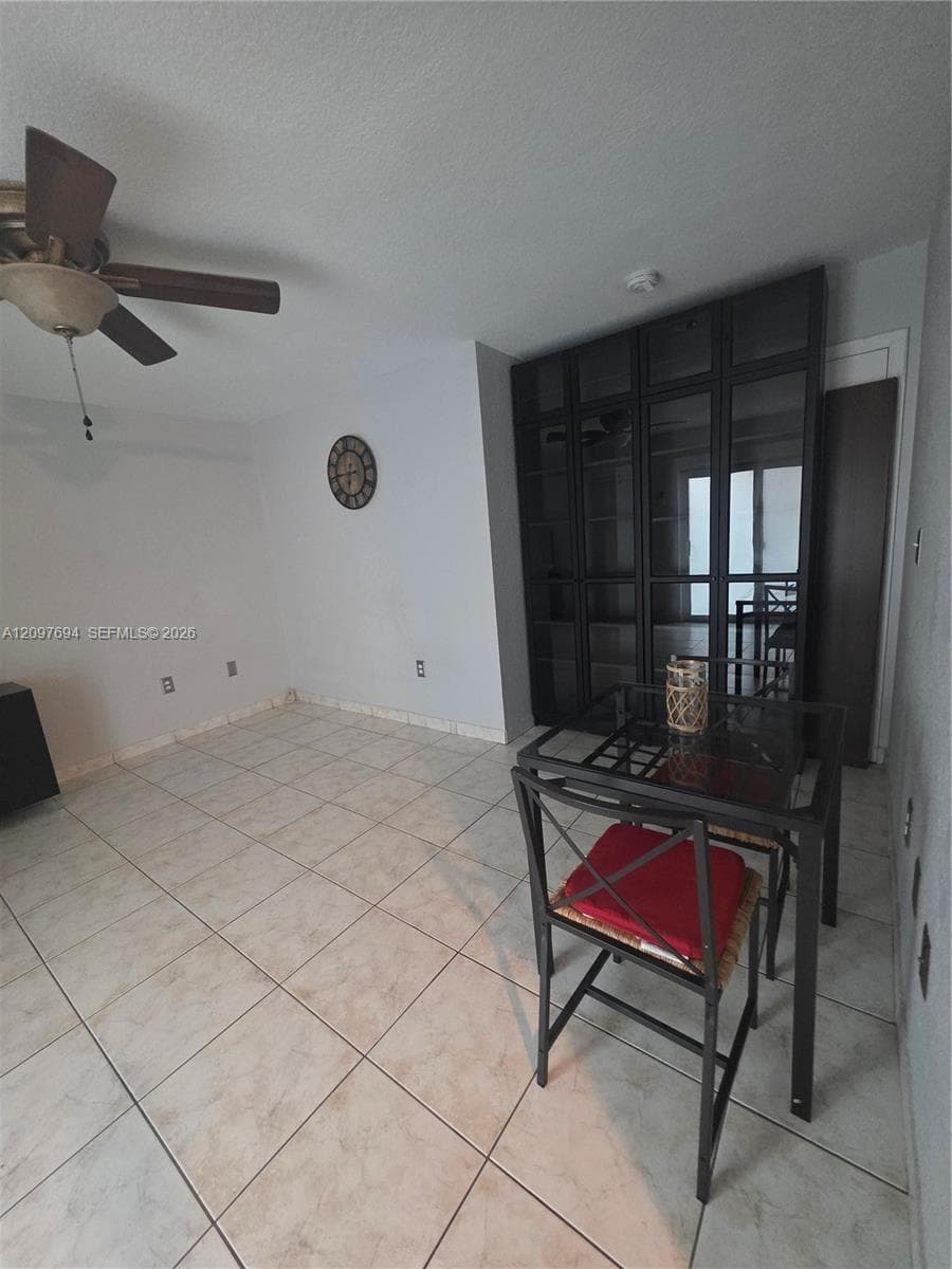 2505 W 76th St #103 photo 34