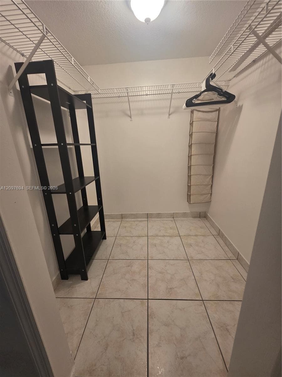 2505 W 76th St #103 photo 35