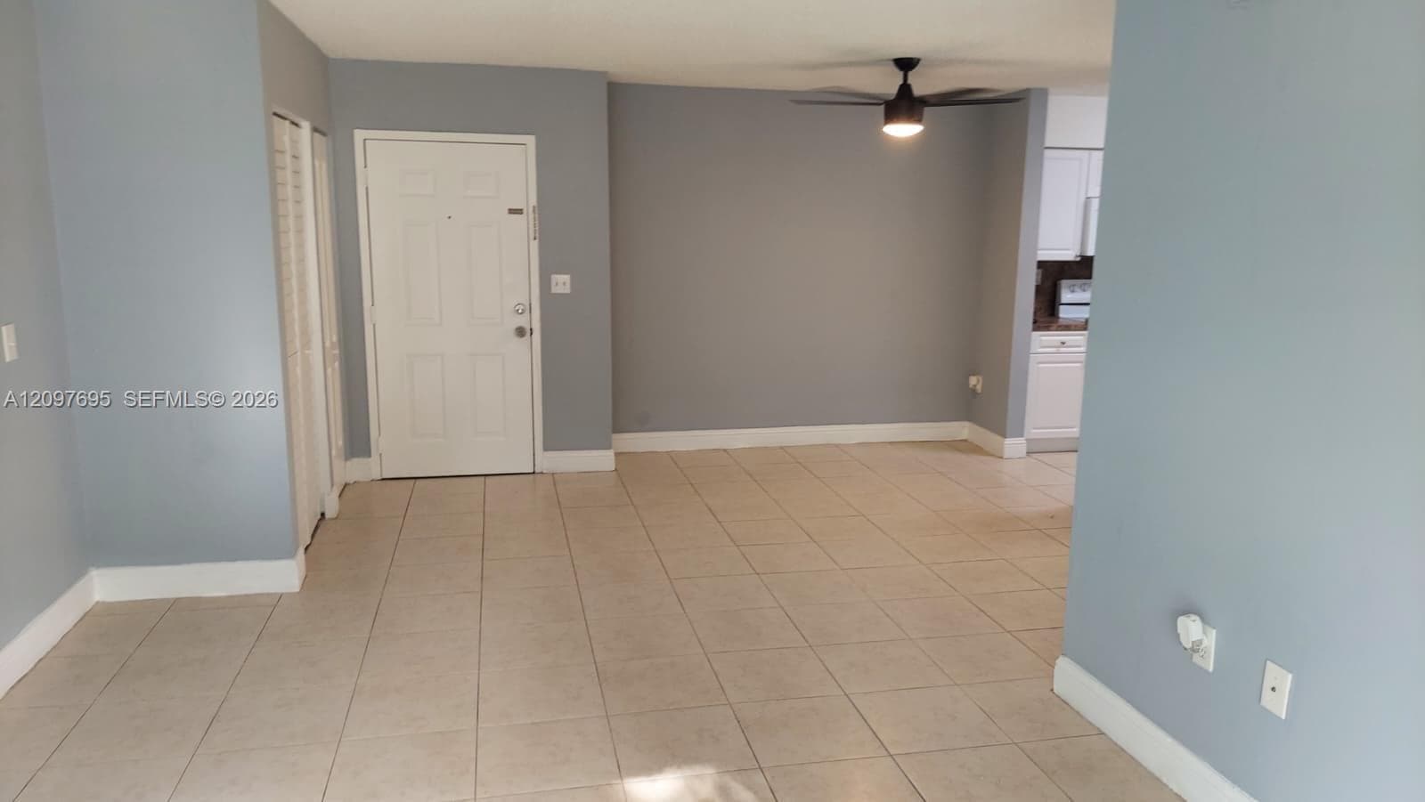 KENDALL LAKE TOWERS CONDO · #209 in Miami - Photo 2