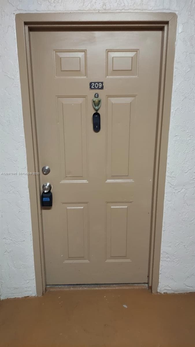 KENDALL LAKE TOWERS CONDO · #209 in Miami - Photo 12