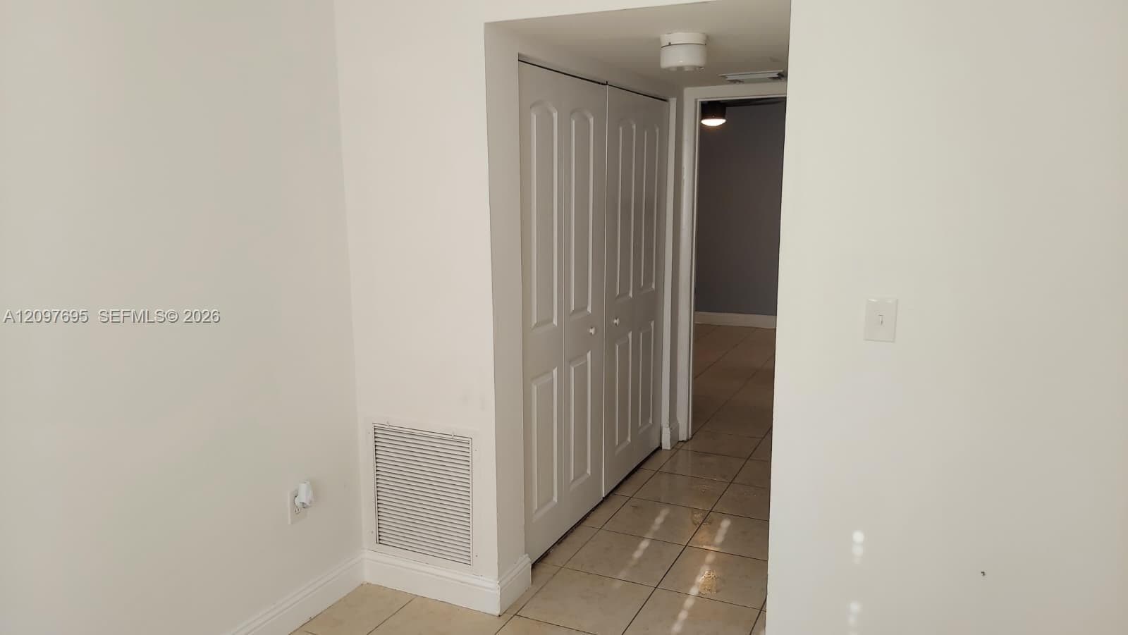 KENDALL LAKE TOWERS CONDO · #209 in Miami - Photo 11
