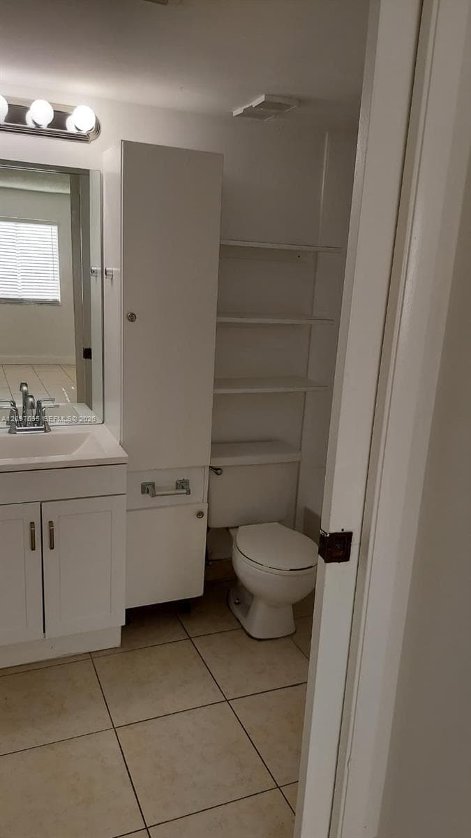 KENDALL LAKE TOWERS CONDO · #209 in Miami - Photo 8