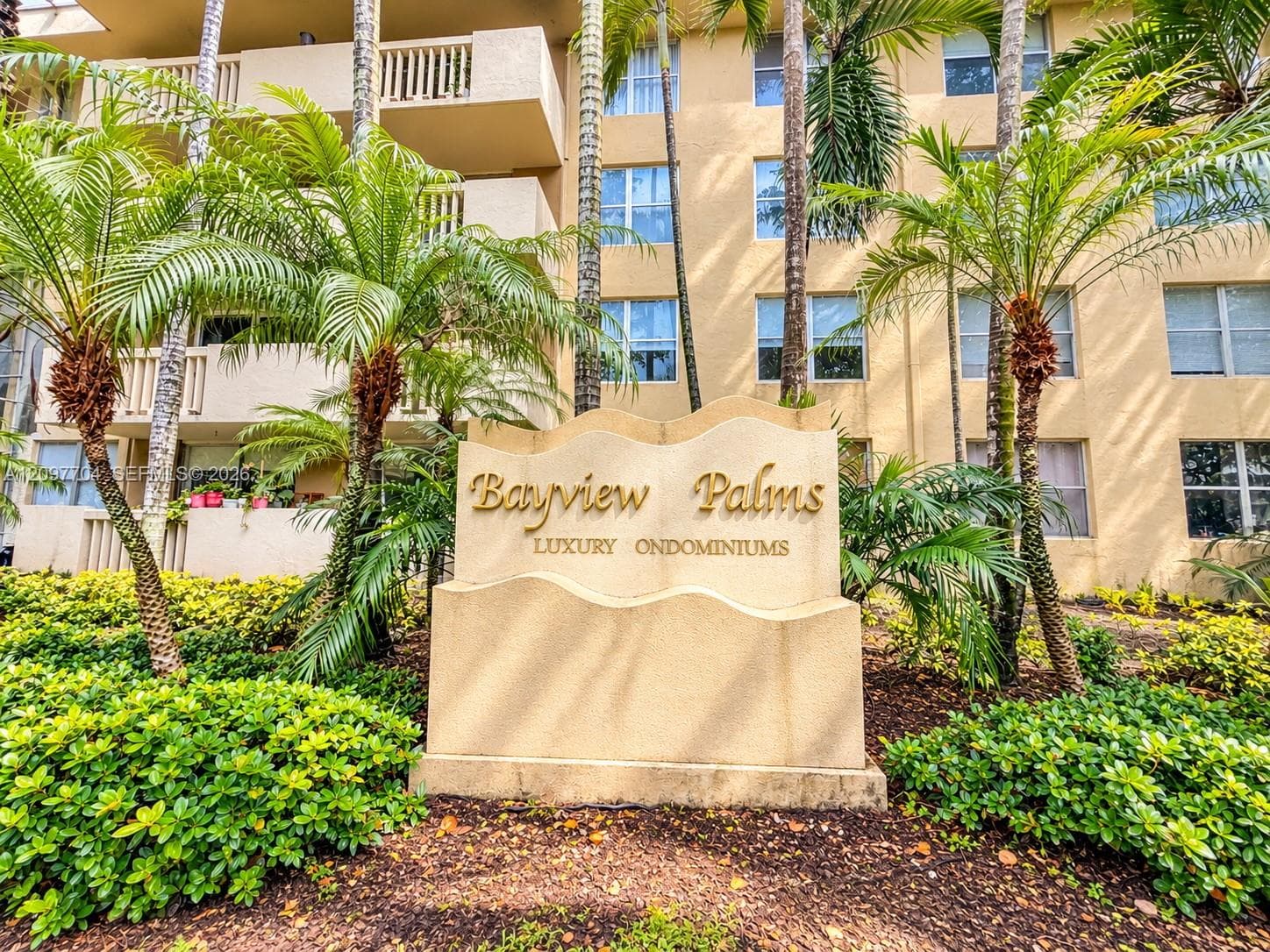BAYVIEW PALMS CONDO · #236 in North Miami - Photo 2