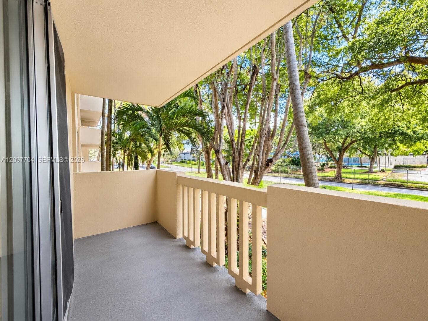 BAYVIEW PALMS CONDO · #236 in North Miami - Photo 7