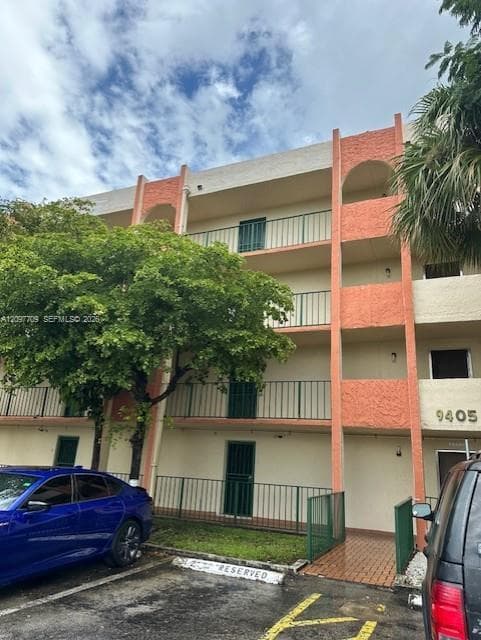CASTILLIAN CLUB CONDO · #406 in Miami - Photo 2