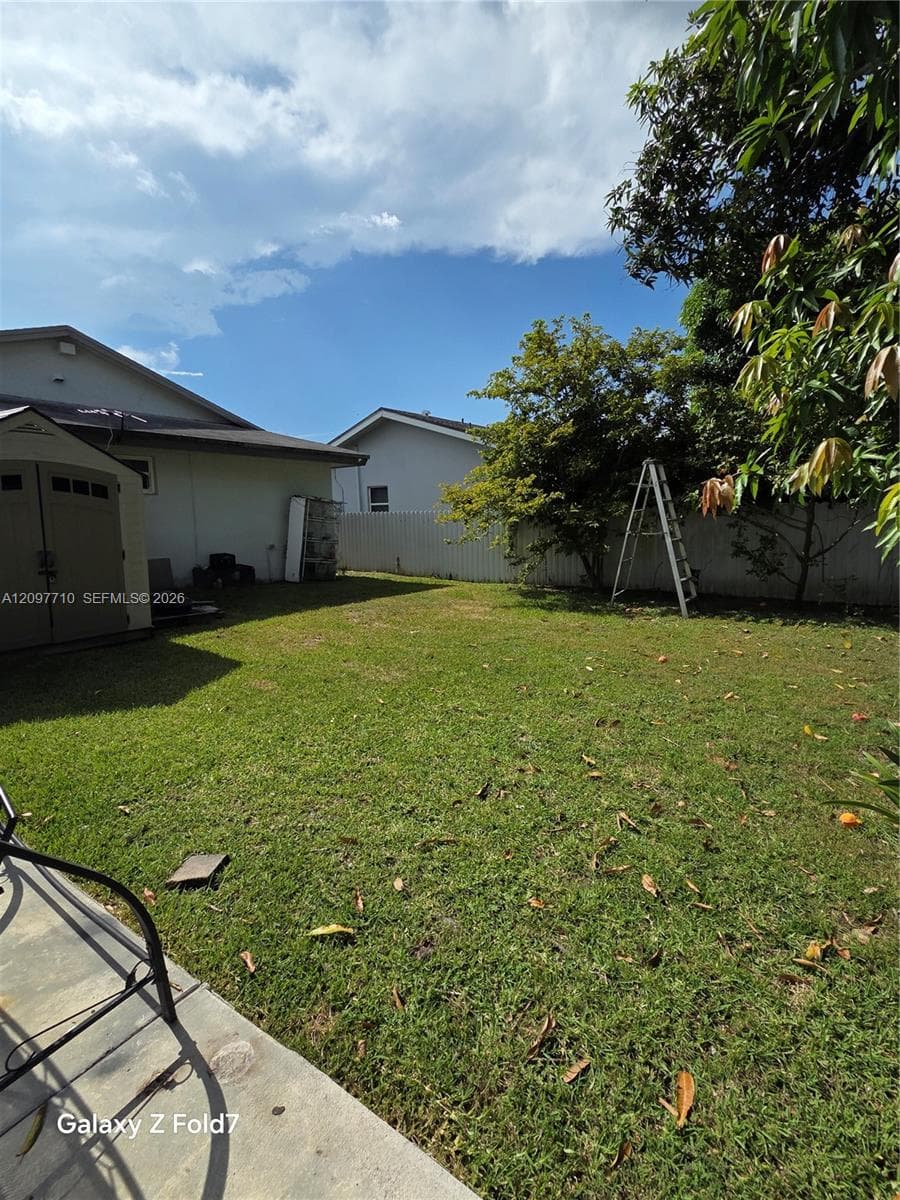 16884 SW 109th Ct photo 17