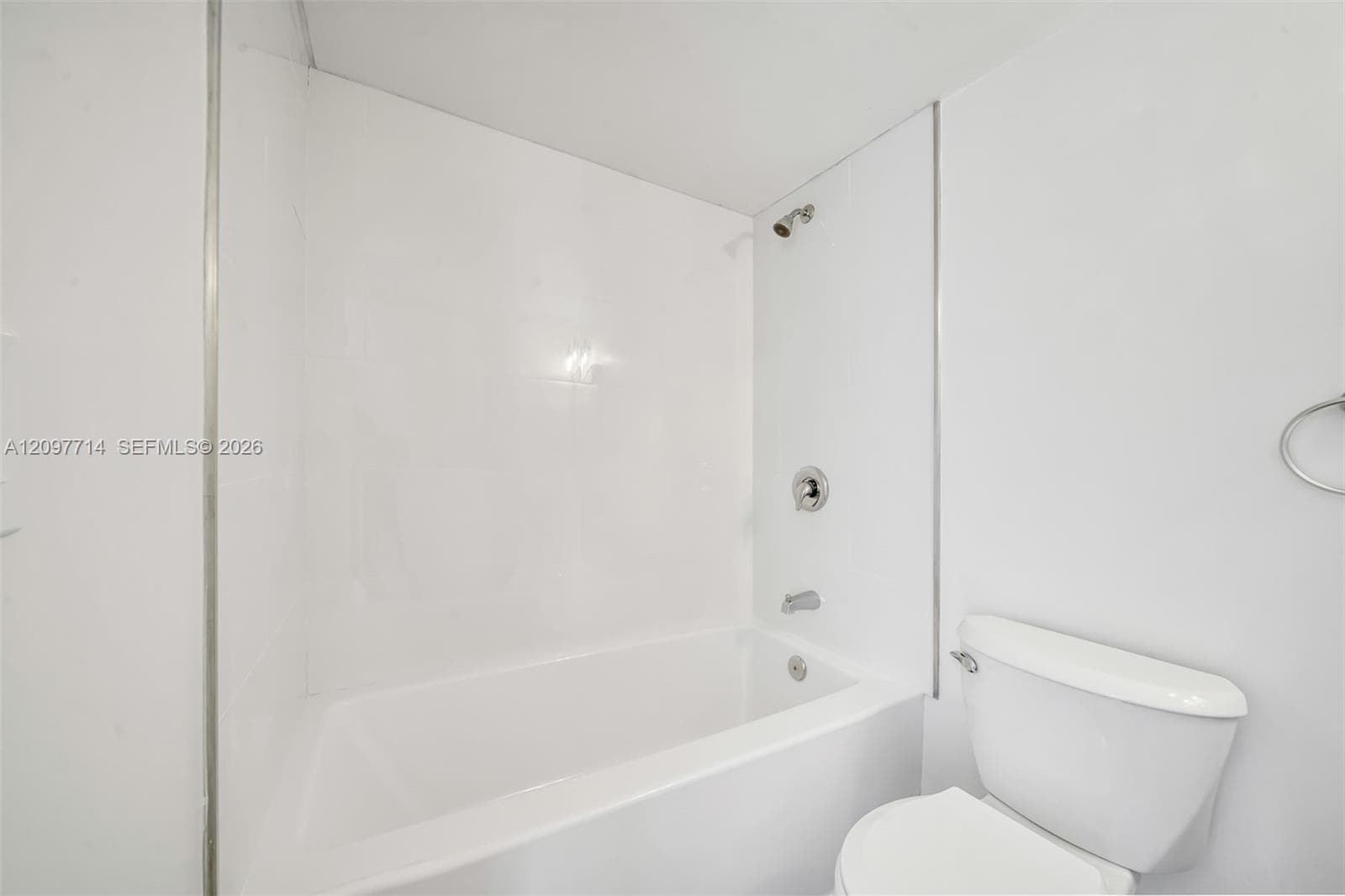 RIOPLAZA CONDOMINIUM NORT · #502 in Miami - Photo 25