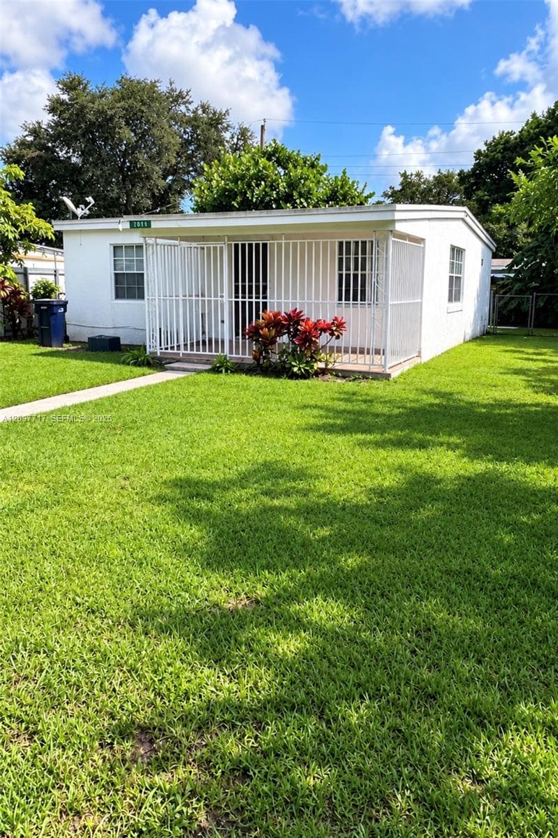 2040 Wilmington St #0 photo 2