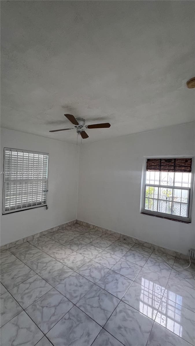 2040 Wilmington St #0 photo 7