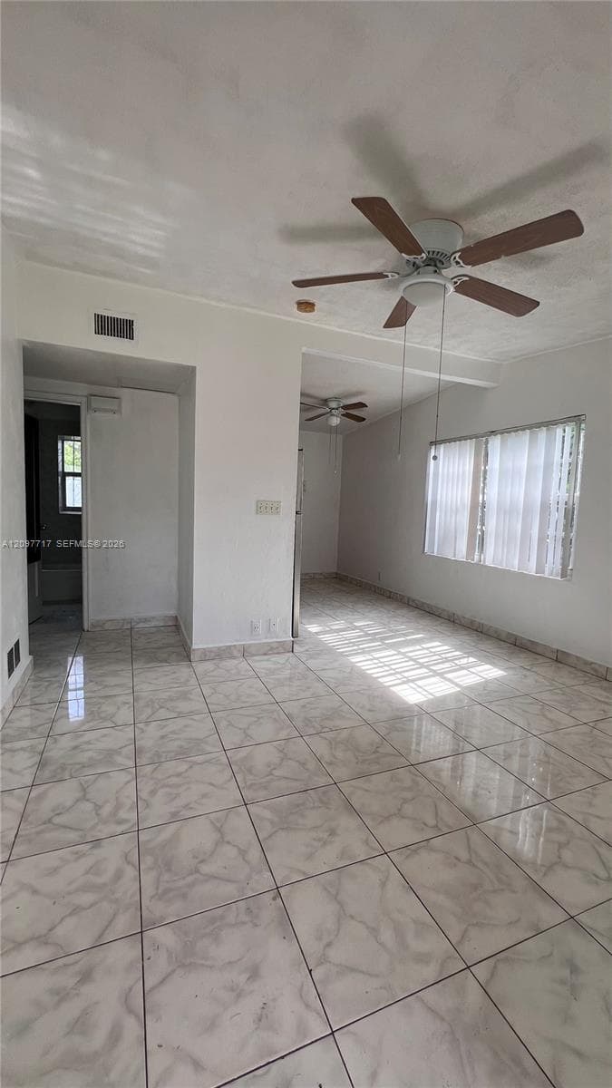 2040 Wilmington St #0 photo 4