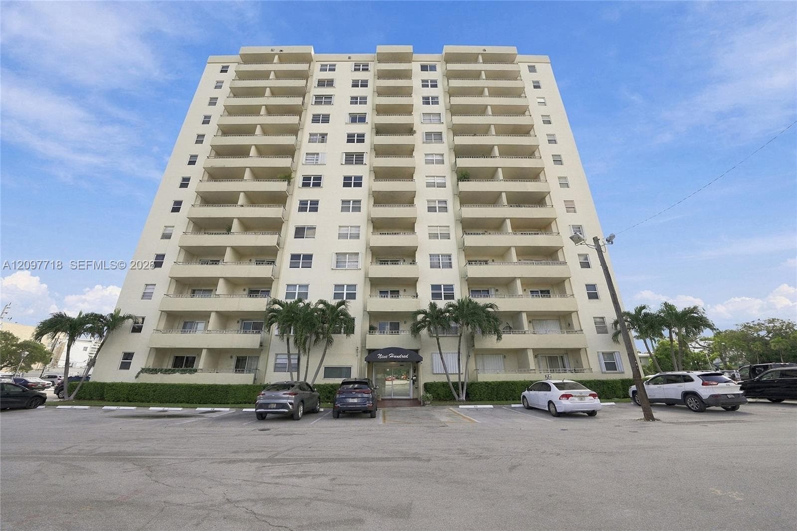 VICTORIA PARK TOWER CONDO · #304 in Fort Lauderdale - Photo 1