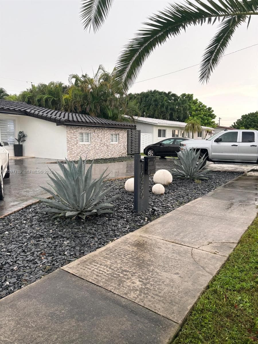 10450 SW 42nd Ter photo 35