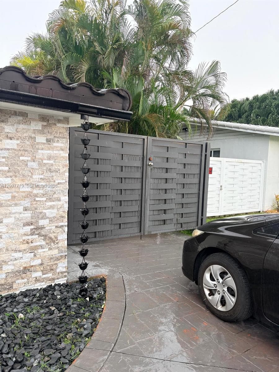 10450 SW 42nd Ter photo 39