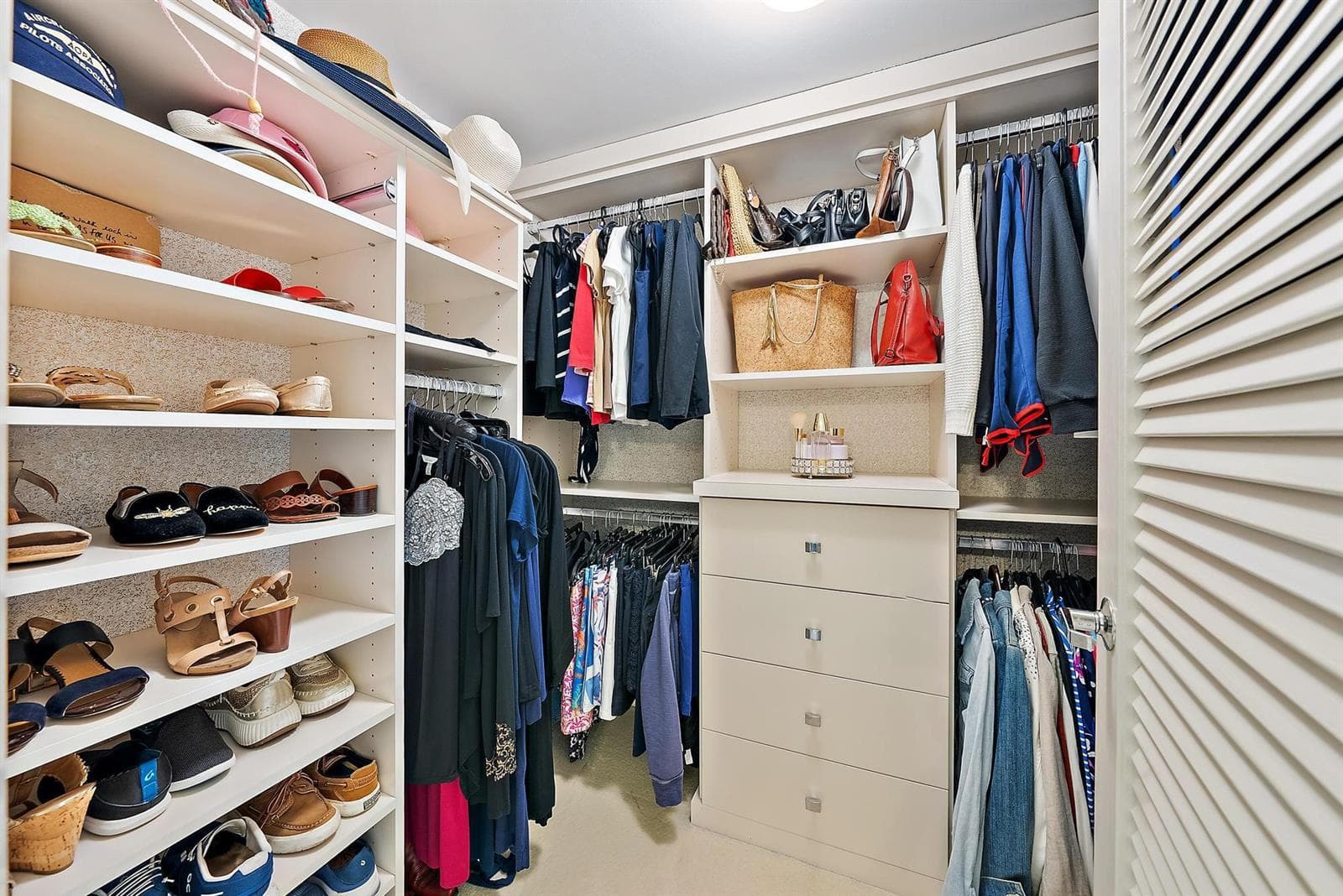 Walk in Closet