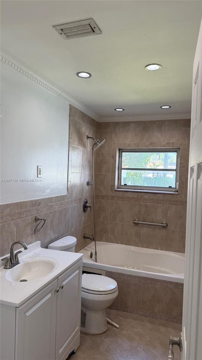 17132 NW 9th Ct photo 9