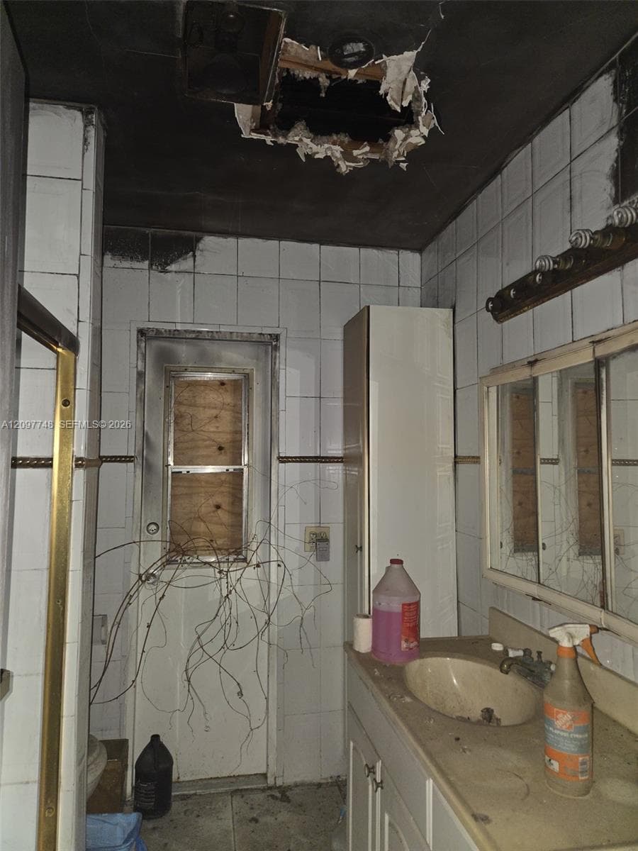 5861 SW 63rd Ct photo 7