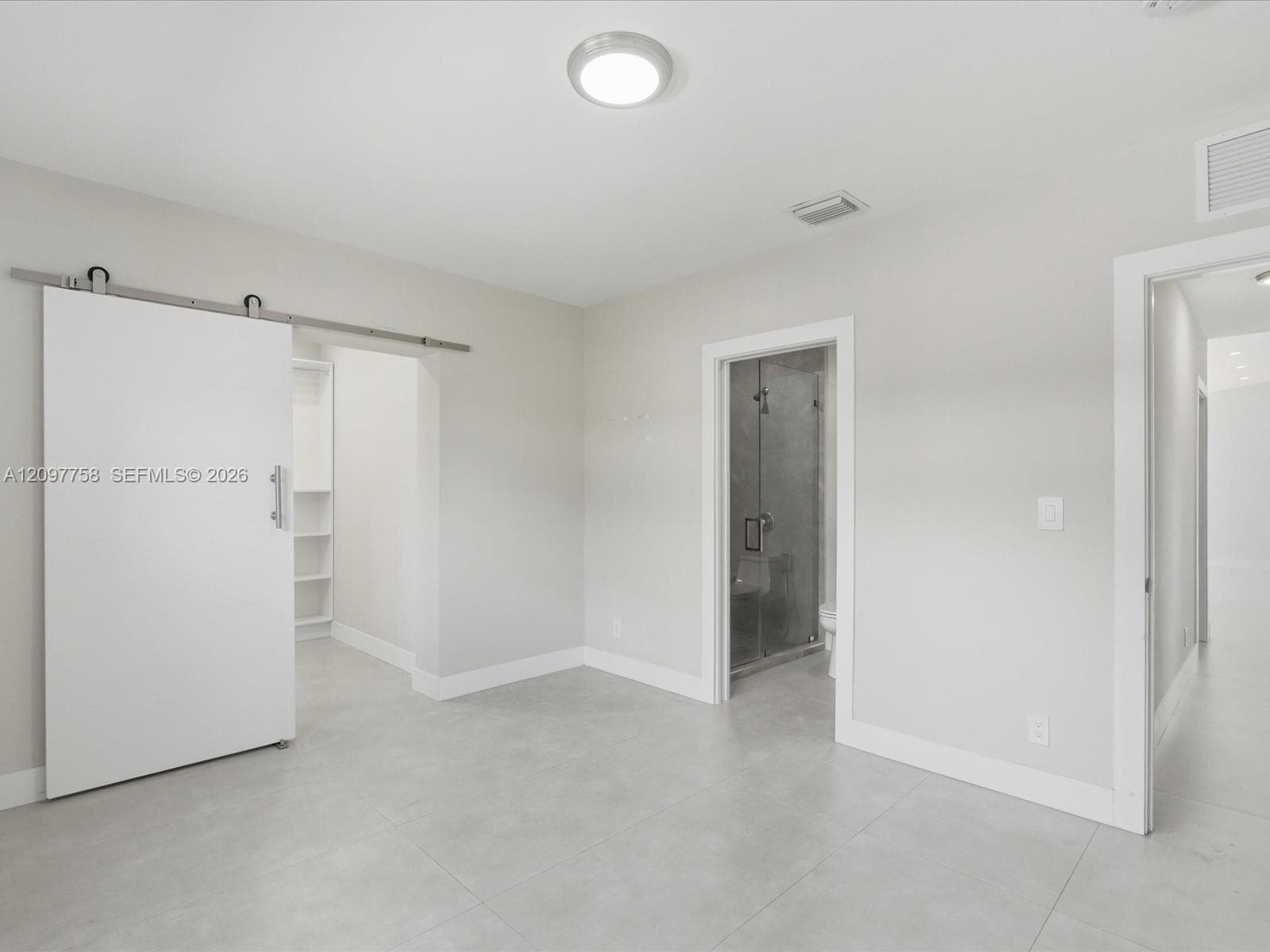 8440 SW 34th Ter photo 27