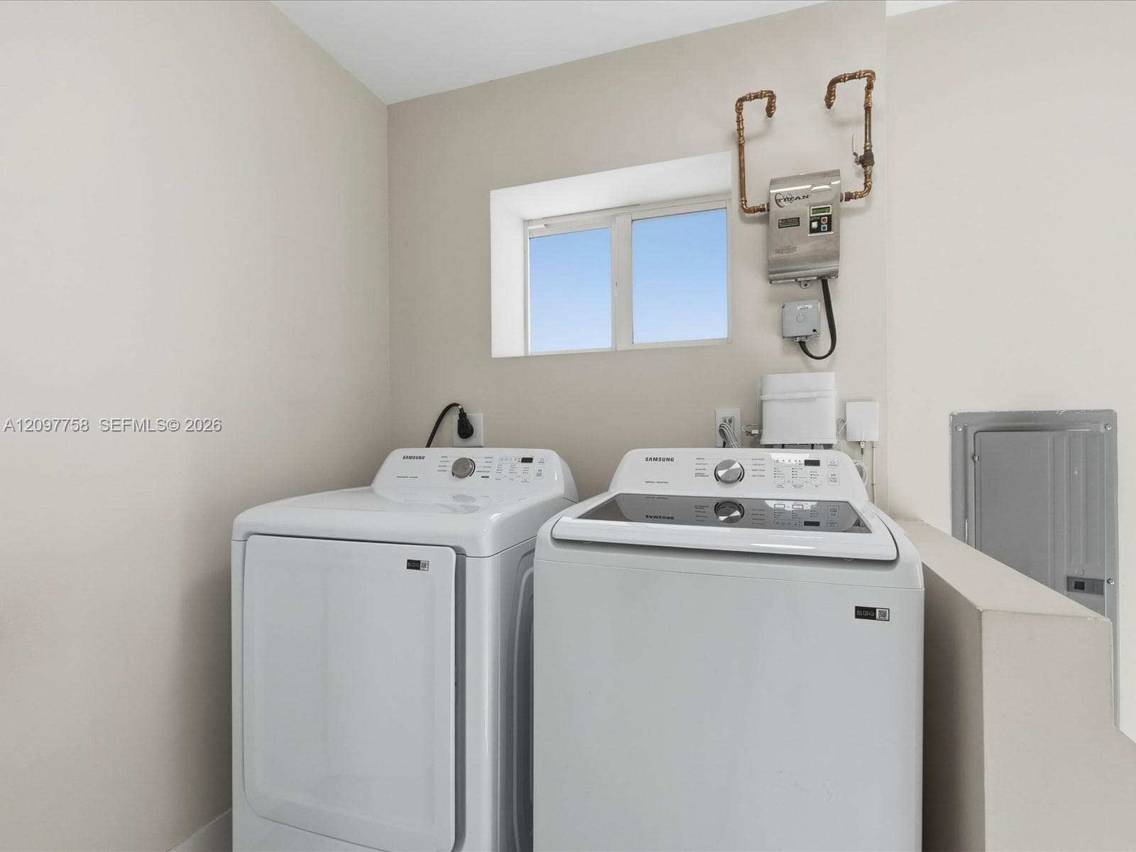 8440 SW 34th Ter photo 33