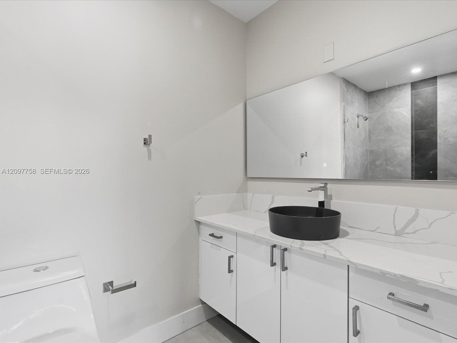 8440 SW 34th Ter photo 31
