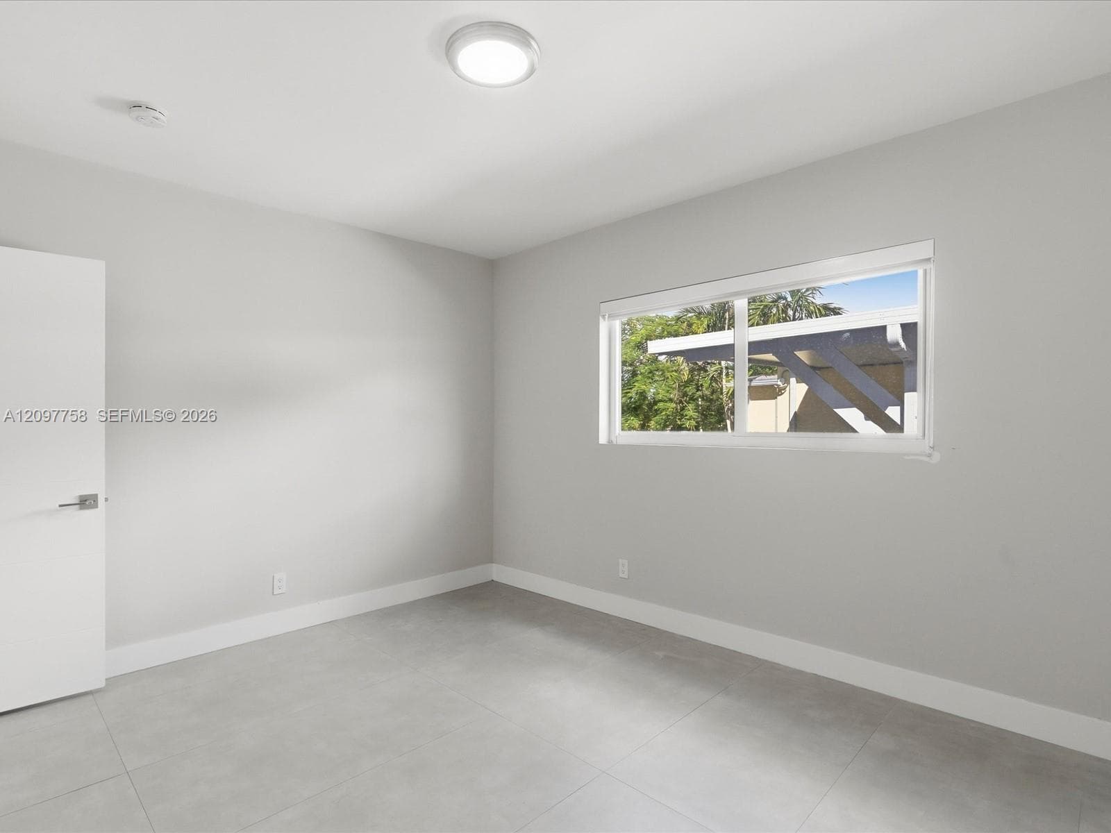 8440 SW 34th Ter photo 29