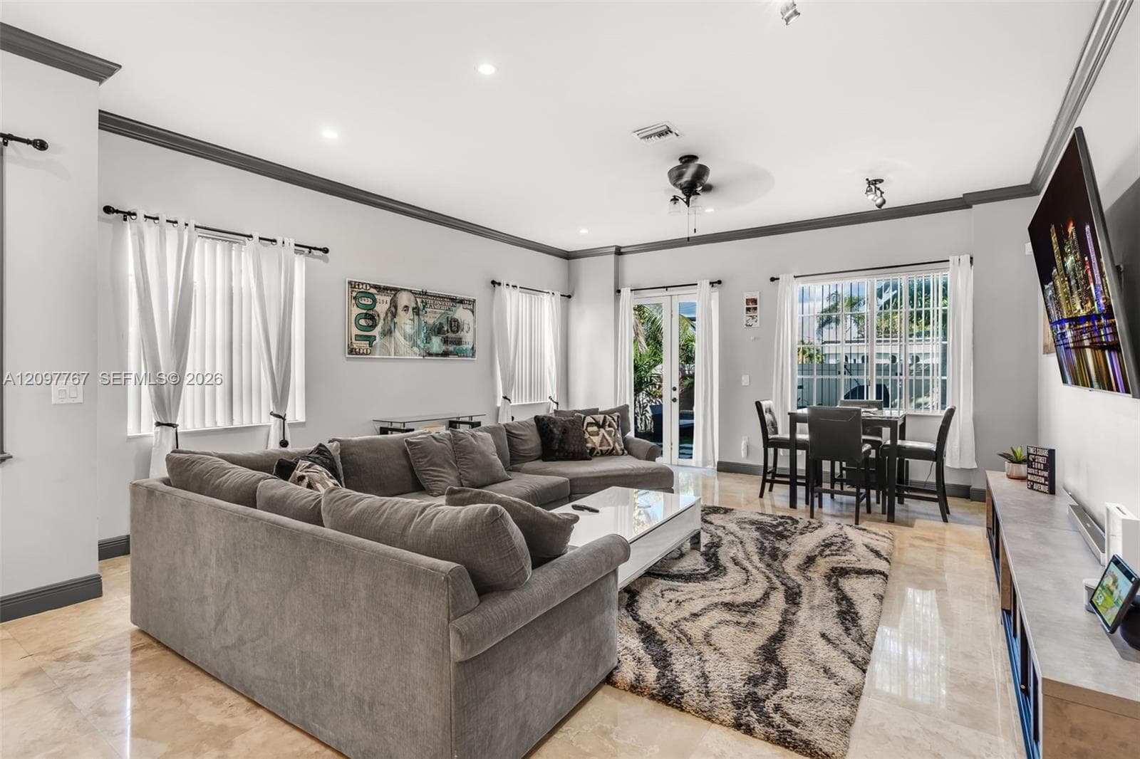 1207 SW 4th Ave #1 photo 10